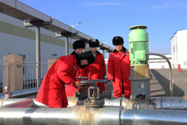 采气二厂全力应对寒潮大风保生产